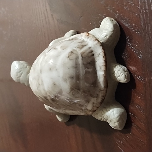 VINTAGE CERAMIC TURTLE. - Picture 4 of 7